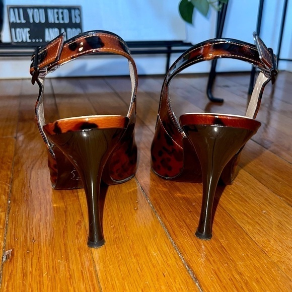 Stuart Weitzman Leopard Patent Slingback Heels - Picture 6 of 10